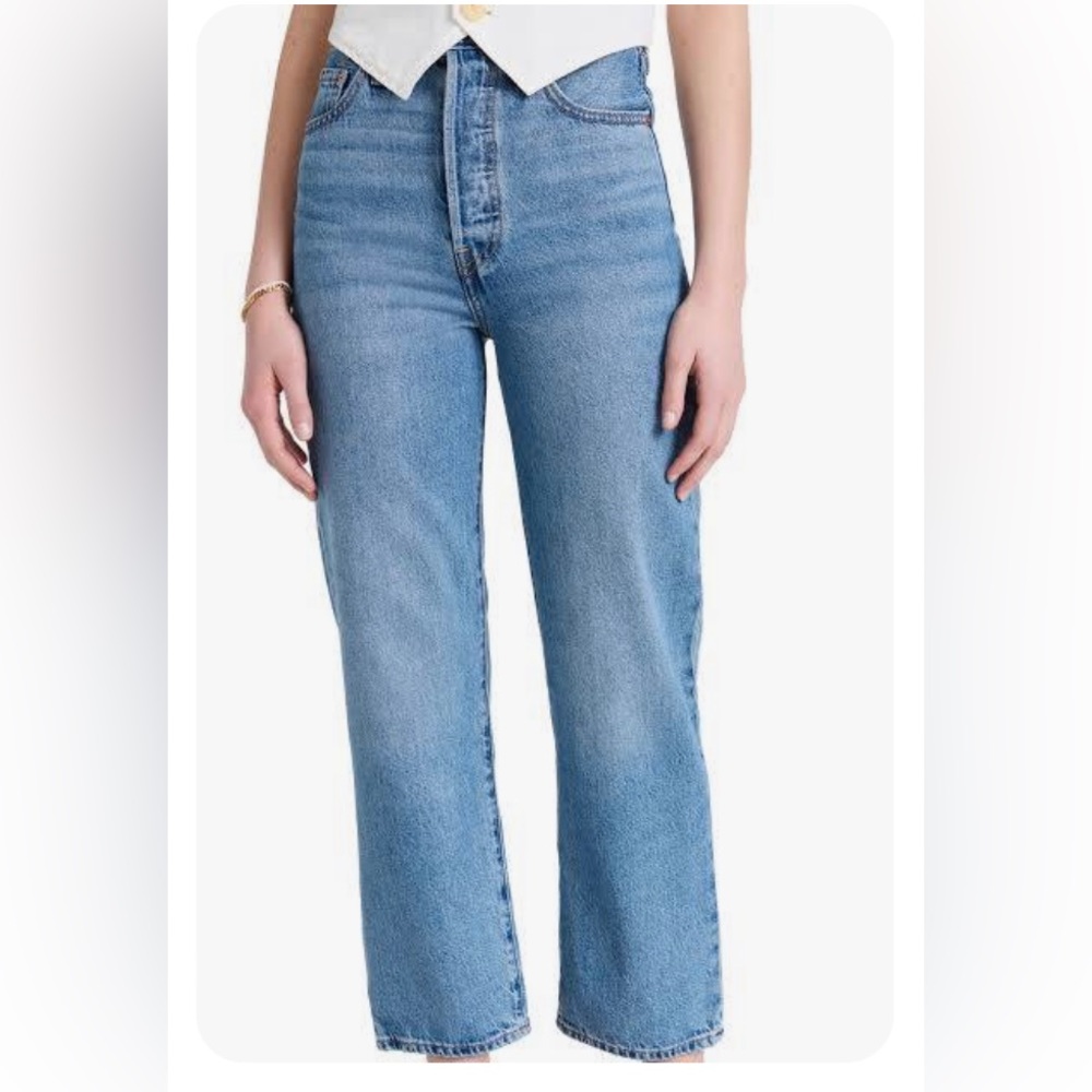 Levi’s Ribcage Jeans